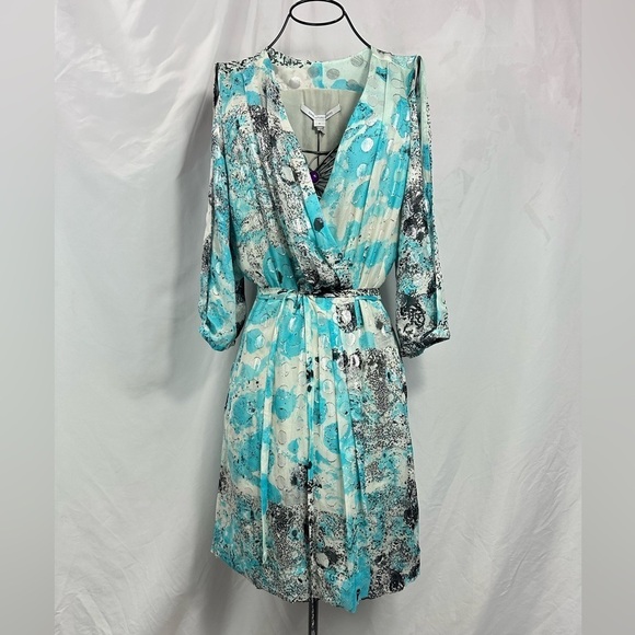 NWT Diane Von Furstenberg Autumn Silver Met Dot wrap mini dress size 8 - Picture 2 of 14